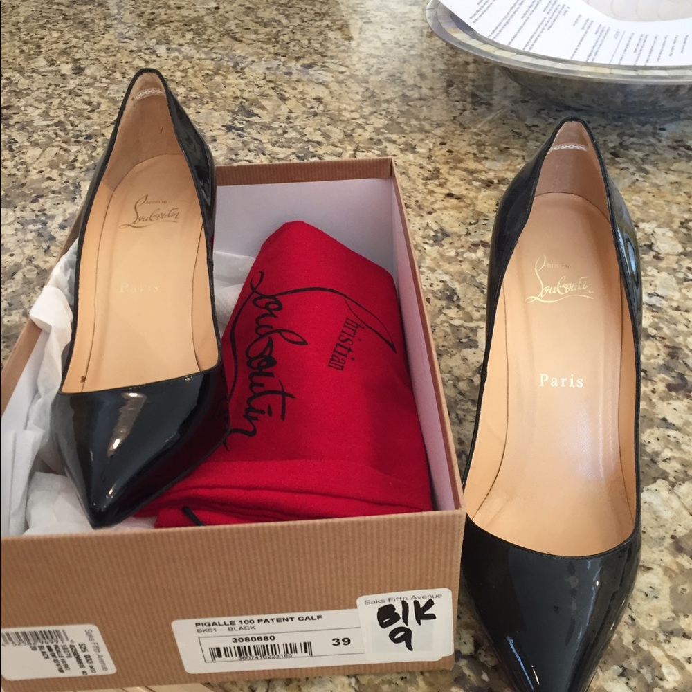 🌺Christian Louboutin Patent Pumps